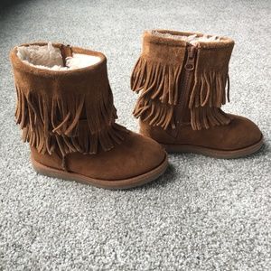 Girls Leather Fringe Boots with Faux Fur Lining